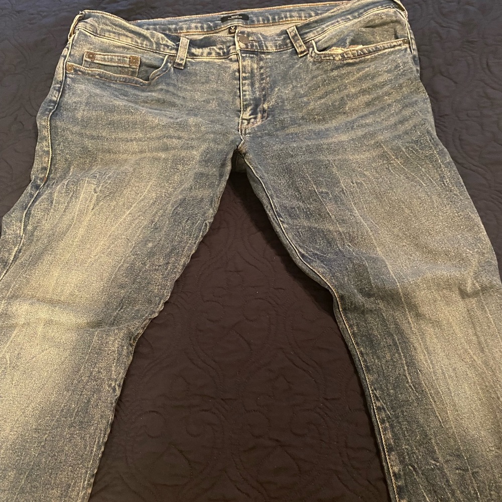 Mens jeans